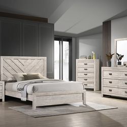 4 PCs Bedroom Set.  Dresser Mirror Queen Bed &  Nightstand 