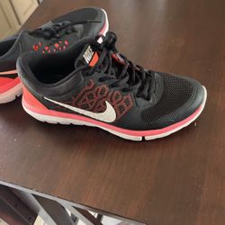 Nike WOMENS