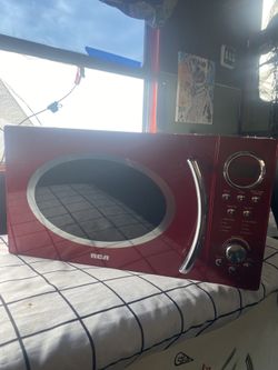Retro 9 Cu. Ft. Microwave