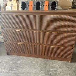 Fluted 6 Drawers Dresser for Bedroom, 54" Wide Wooden Dresser with Metal Handle, Curved Profile Design, Modern Storage Organizer for Living Room, Hall