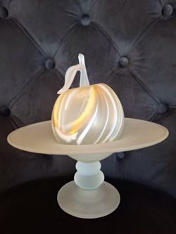 Beautiful Glass Apple on the plate. Italy. 8”x8”