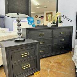 AP🎉 Black/Gold Panel Upholstered Bedroom Set- Bed, Dresser, Mirror, Nightstand// Financing & Delivery Available 