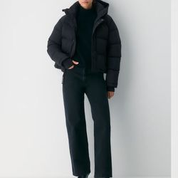 ARITZIA Super Puff Jacket Coat women's Small