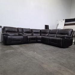 Leather Powered Reclining Sectional Couch-Free Delivery‼️