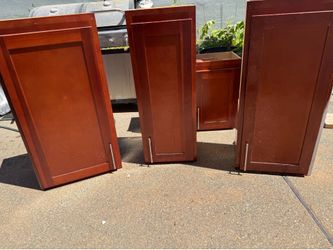 Kitchen cabinets