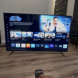 Selling Tv For $300 The Rest Of Items Free!!!!!