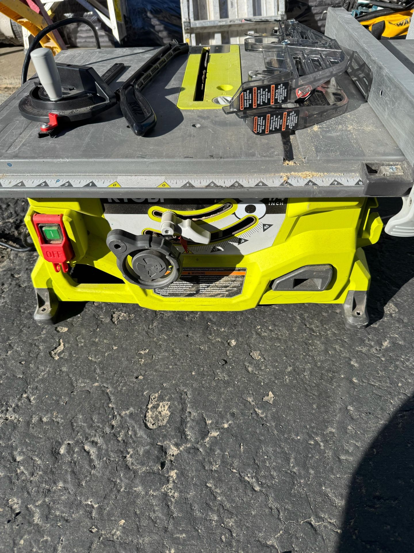 Compact Portable Corded Jobsite Table Saw
