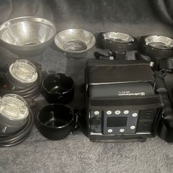 Elinchrom ELB500 TTL Off Camera Flash Dual Togo kit  + Additional Accessories 