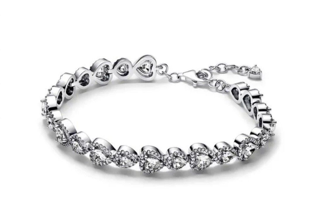 Pandora Halo Hearts Sterling Silver Bracelet