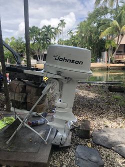 Racing Johnson Outboard 25-35hp Tiller
