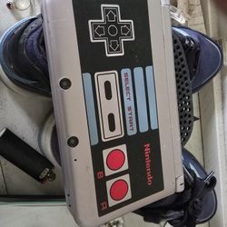 2010 Original Nintendo 3DS XL 