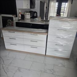 Dresser And Chest  - Cómoda y Gavetero