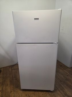 Hotpoint refrigerator
