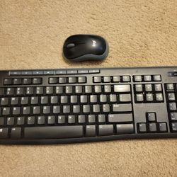 Logitech Keyboard With Mouse 