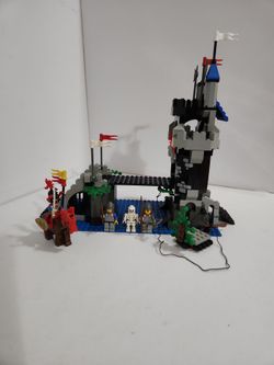 Lego Set 6078 Drawbridge Incomplete See Pictures 97% Complete