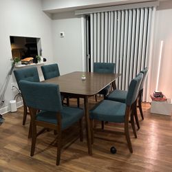 Wooden Dining Table 6 Chairs - Like New