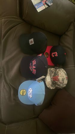 5 gorras nuevas horijinales size 71-8 $100 por todas