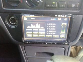 7 inch touch screen / DVD receiver Bluetooth