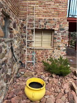 12 ‘ aluminum extension ladder