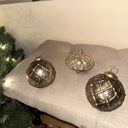 Set Of 3 Ornaments