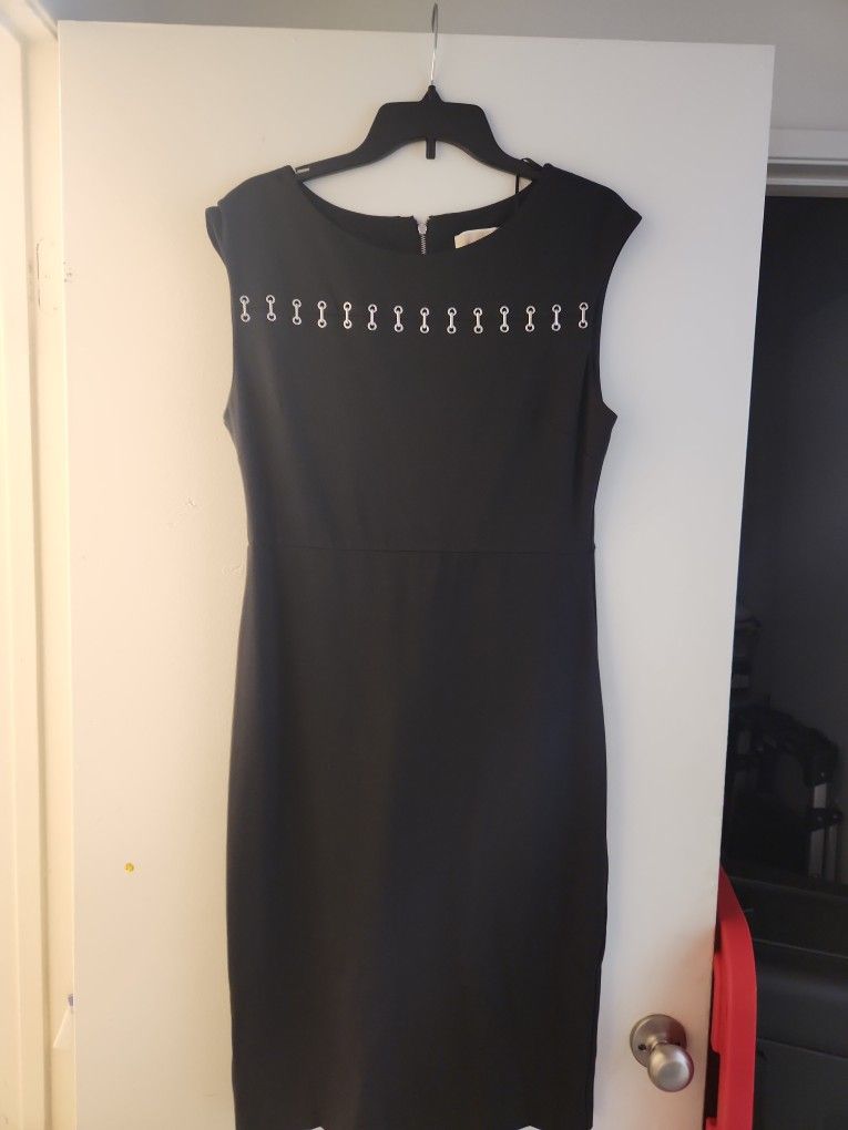 black dress