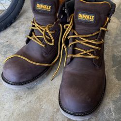 Dewatt Rochester Size 11
