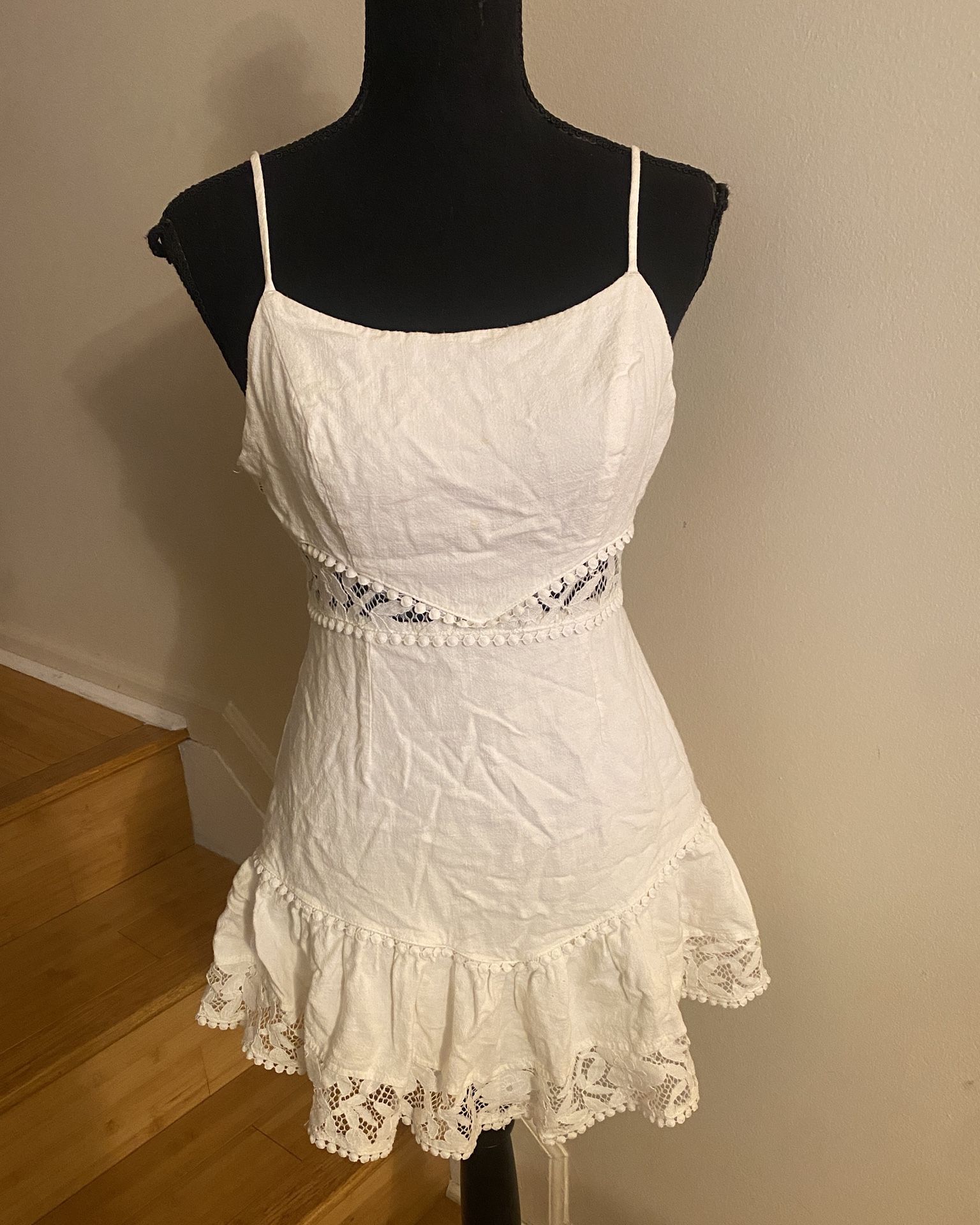 ILLA ILLA Cute mini white dress size s
