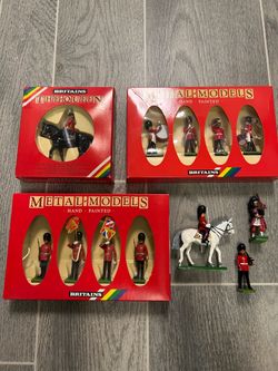 Hand painted figurines “britains”