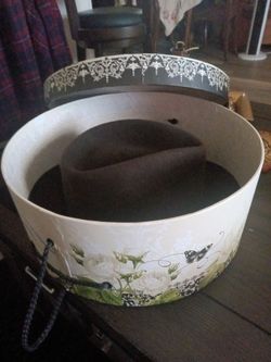 $35.Hat, Fadora Brown sz.6 3/4