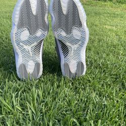 Jordan 11 Retro High Cool Gray