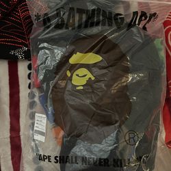 Used Men’s Black Camo Bape Hoodie