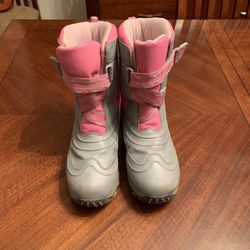 LL Bean Snow Boots For Girl (size 2) 
