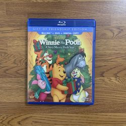 Winnie the Pooh: A Very Merry Pooh Year Blu-ray Combo Pack (Blu-ray + DVD)