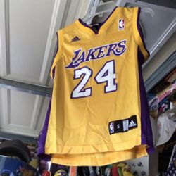 Lakers Kids Jersey Size S or 8