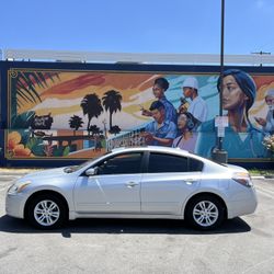 Nissan Altima 