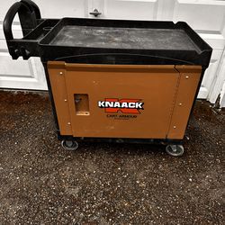 Knaack Cart
