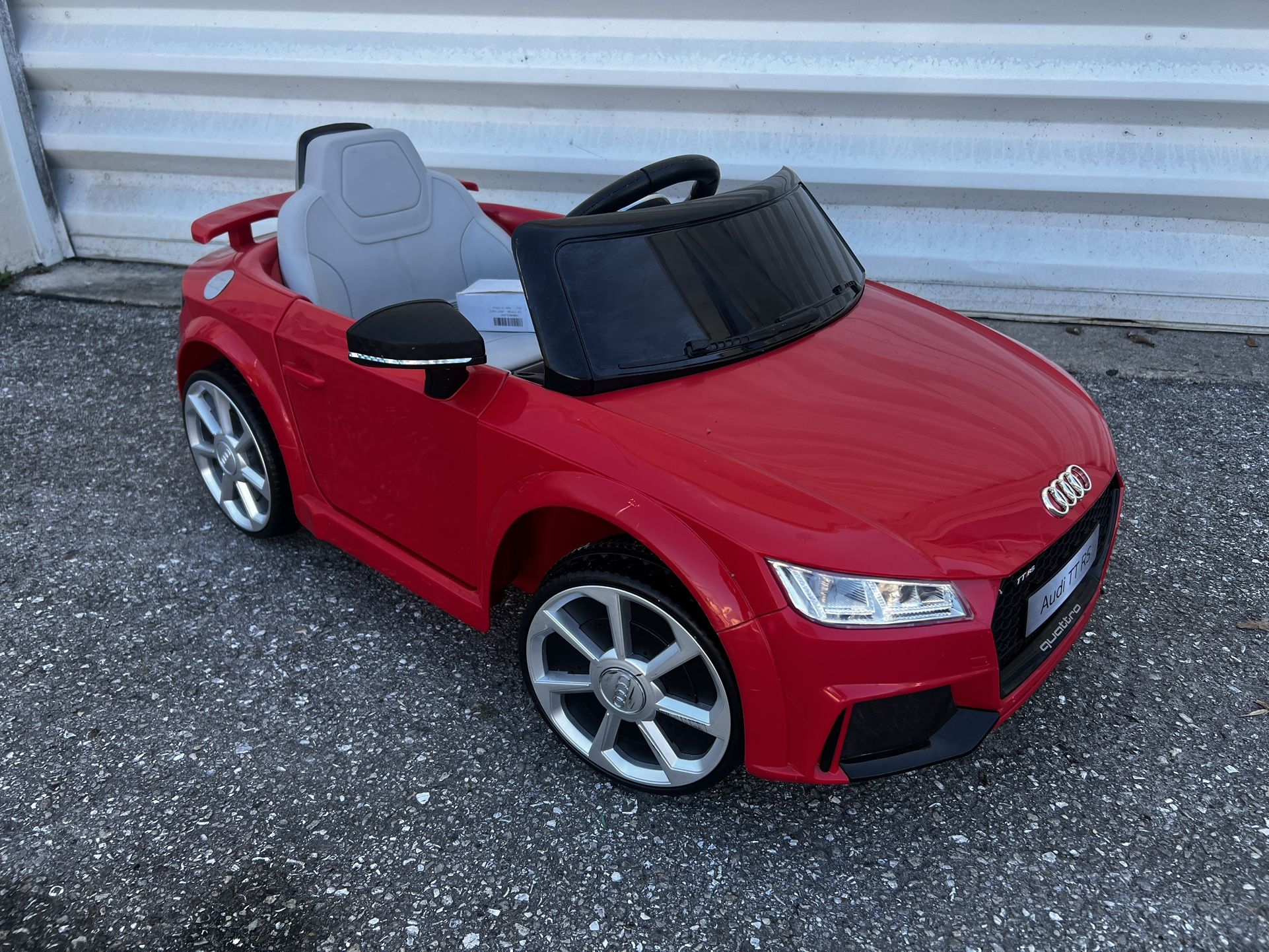 12V Red Audi TT RS Electric Battery Powered Kid’s Car Convertible with Working Blue Tooth and Radio! New Battery and includes charger. 