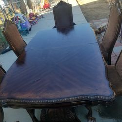 Dining Table And Chairs 100 $