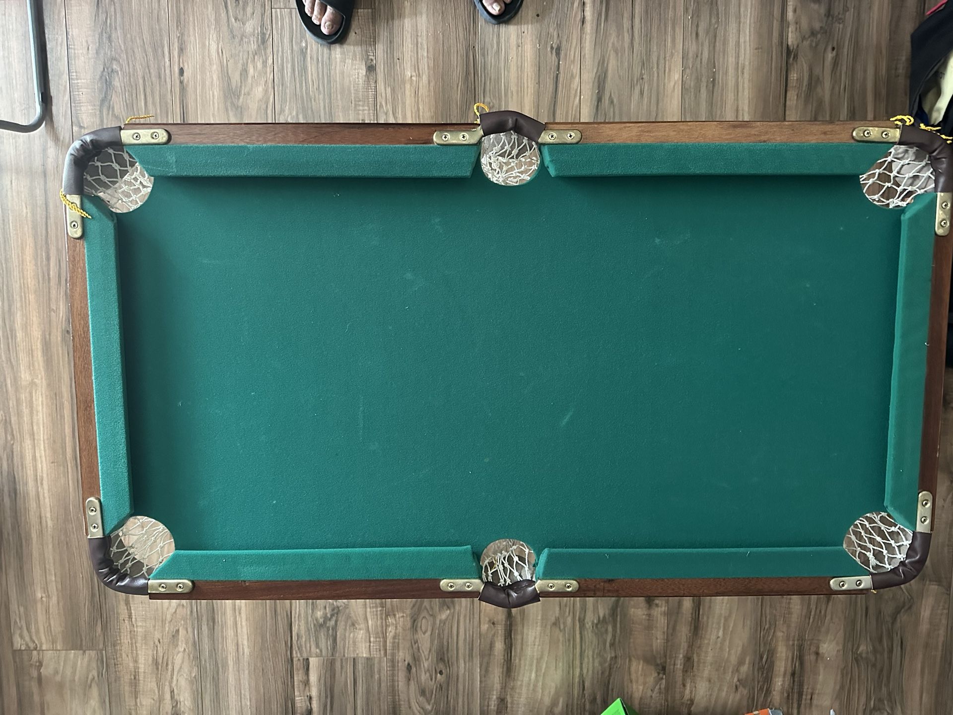 Mini Pool Table