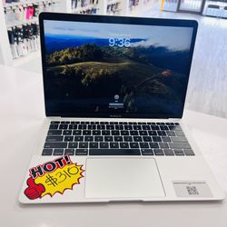 MacBook Air 2018 8gb Ram 128gb