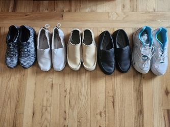 Size 10 Women's Shoes, Like New