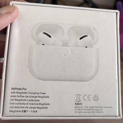 AirPod Pro With MagSafe Charging Case