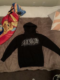 Mob black gemstone sweater