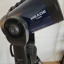 Meade LX90 GoTo Telescope w/ Tripod + 3 New Eyepieces – Excellent Condition 