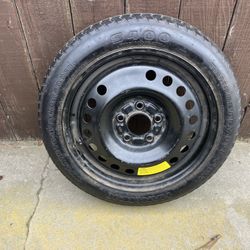 2016 Mini Cooper Clubman spare tire