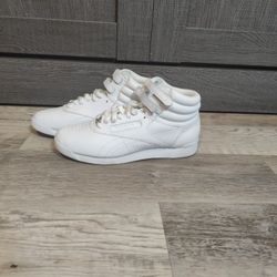 New Women's Size 8.5 Retro  Reebok Freestyle High Tops White On White 2431 Women's shoes