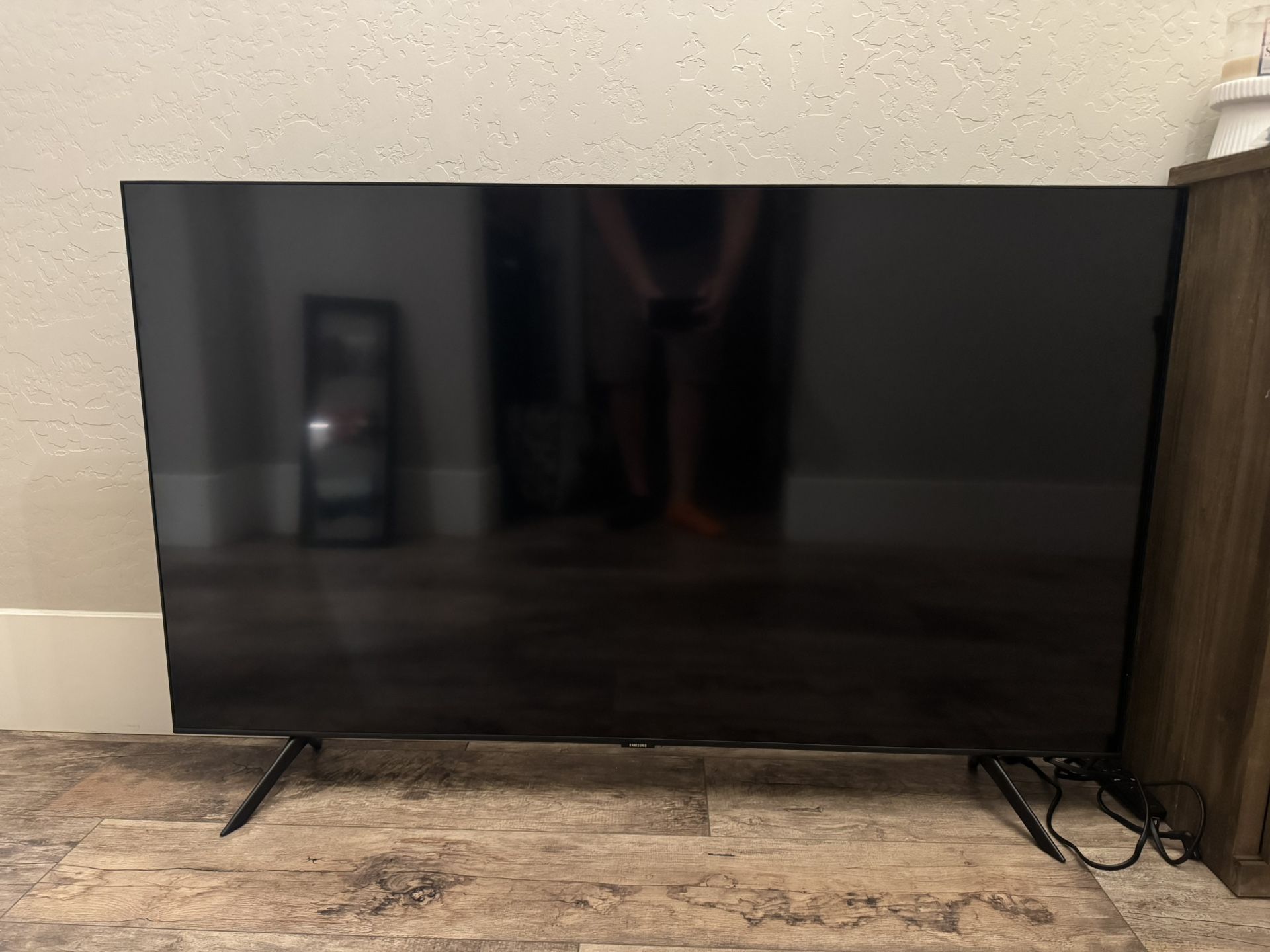 Samsung 55" Smart TV, QN55Q70TA