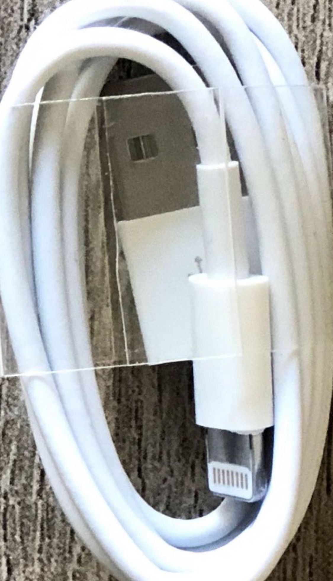 Brand New Apple Original iPhone USB lightning charger cable