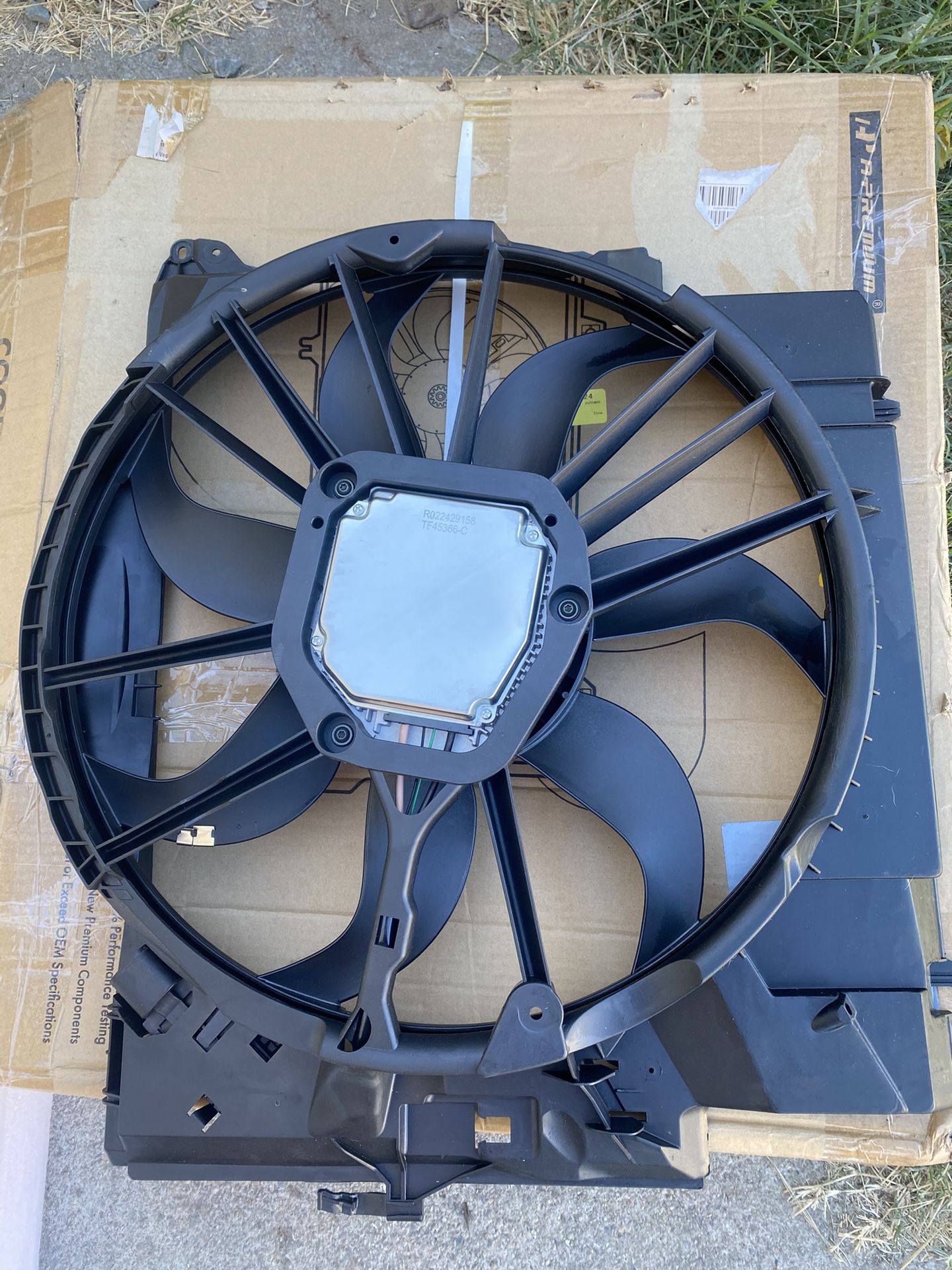 Engine Radiator Cooling Fan Assembly with Brushless Motor Compatible with Select BMW Models - 335i 2007-2013, 335i xDrive 2009-2013, 335is 2011-2013,