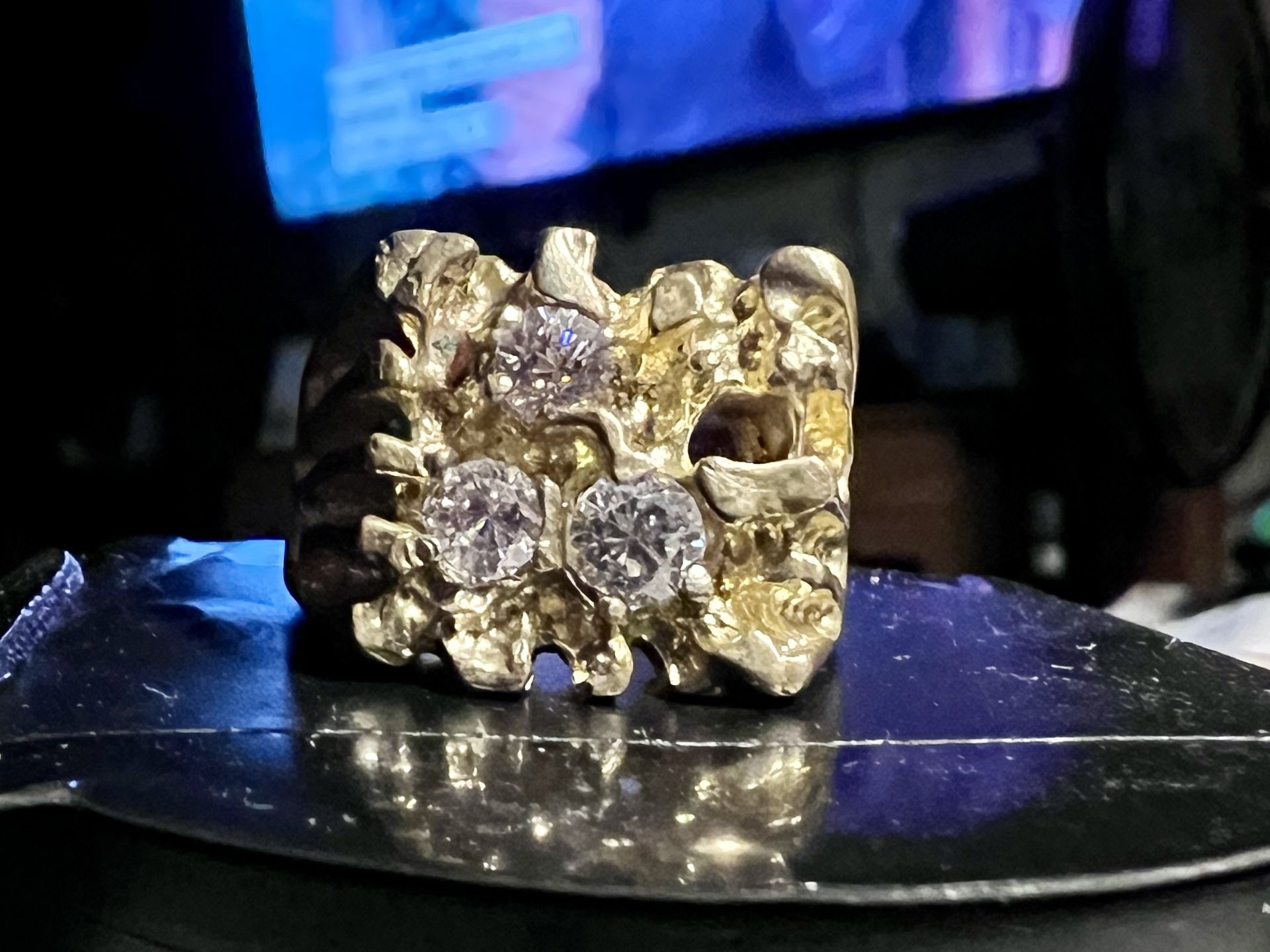 14 K nugget diamond ring